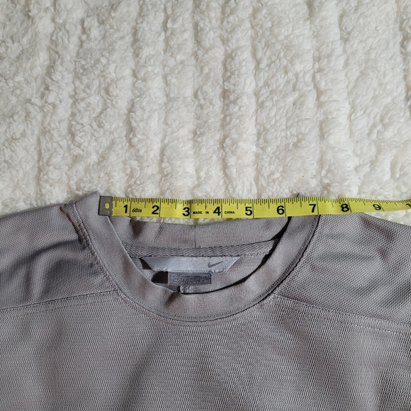 Men's Nike Jersey Size XXL Gray Short-sleeved  Pullover T-Shirt Dri-Fit - Picture 9 of 14